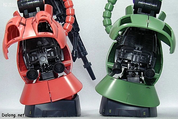 PG 普通版 MS-06S 指挥官型扎古Ⅱ[夏亚·阿兹纳布尔专用机] - 图片