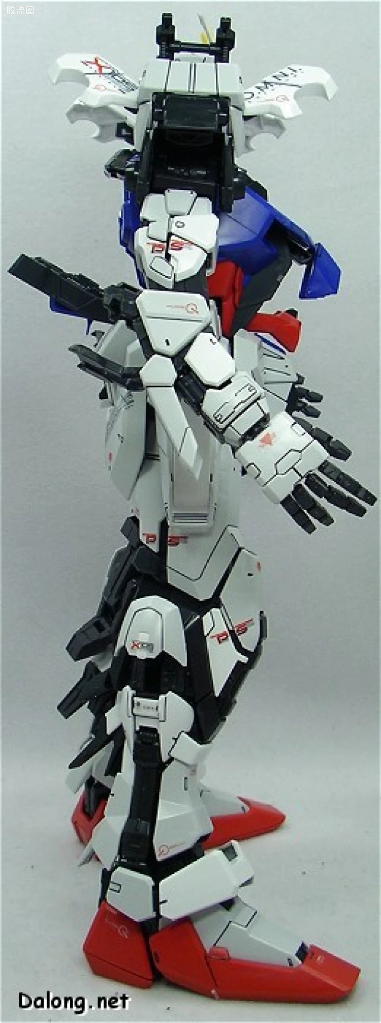 PG 普通版 GAT-X105 强袭高达 - 图片