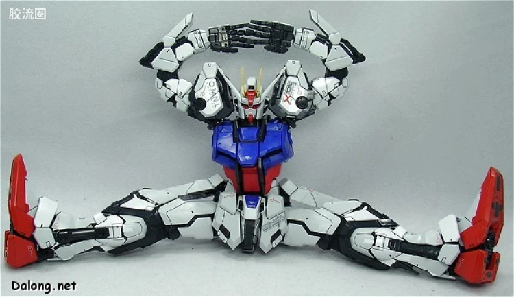 PG 普通版 GAT-X105 强袭高达 - 图片
