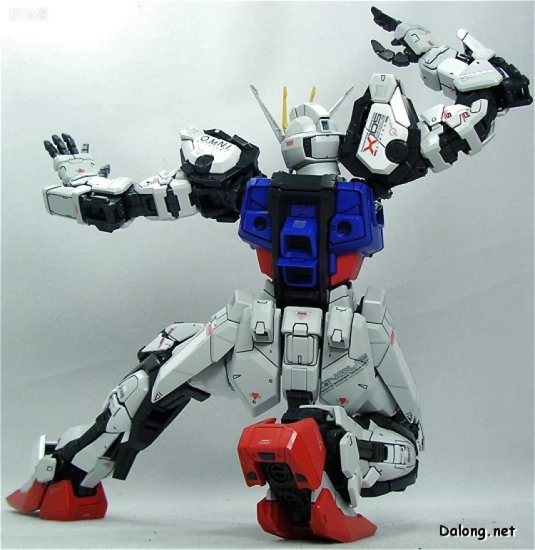 PG 普通版 GAT-X105 强袭高达 - 图片