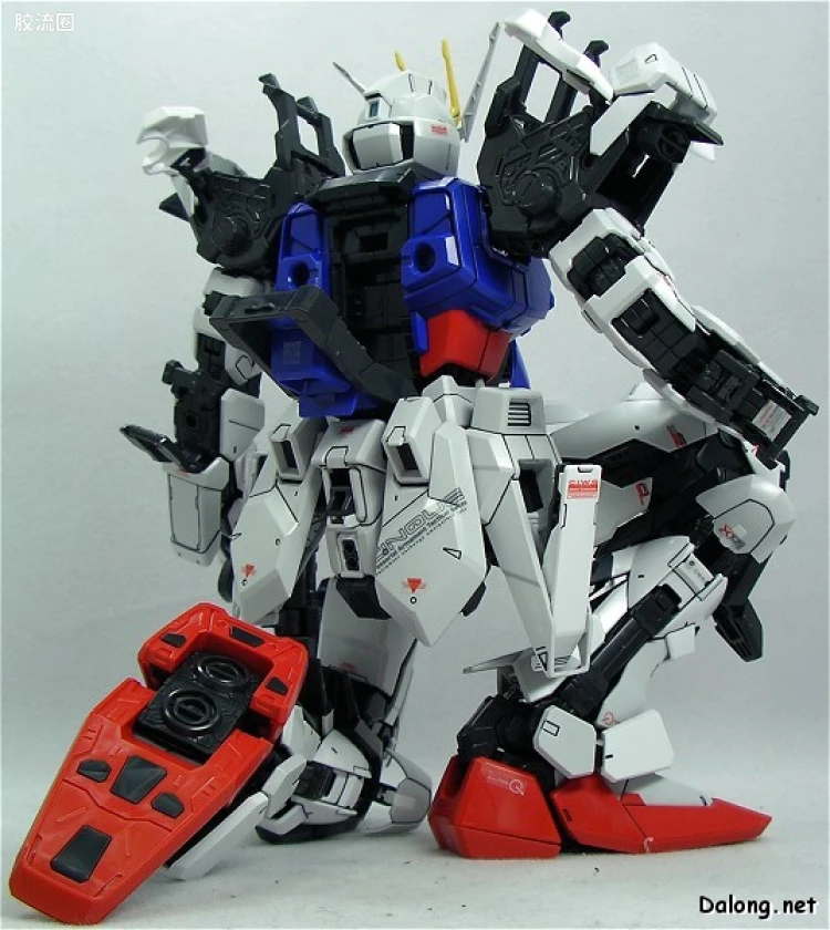 PG 普通版 GAT-X105 强袭高达 - 图片