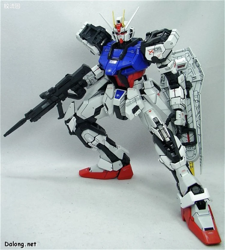 PG 普通版 GAT-X105 强袭高达 - 图片
