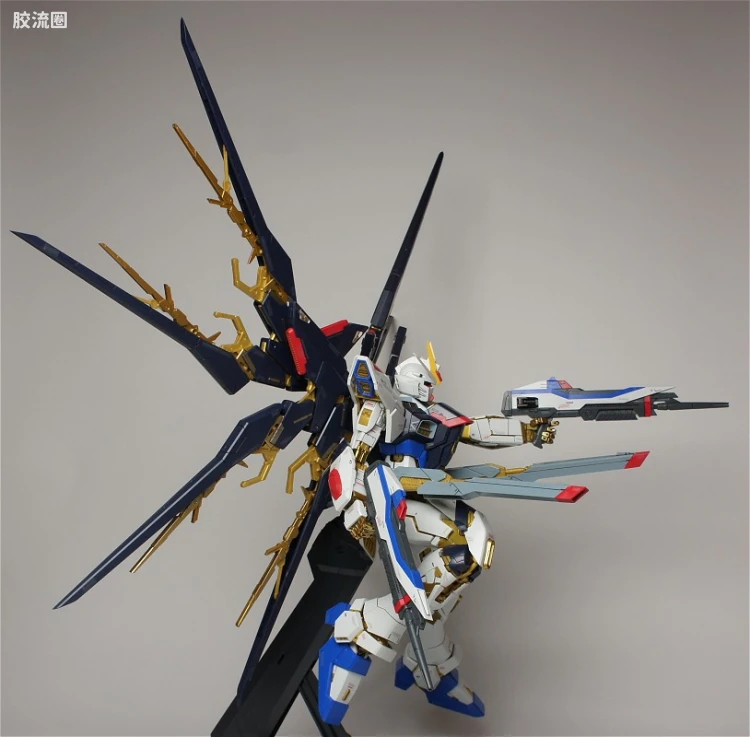 PG 普通版 PG14 强袭自由高达 - 图片