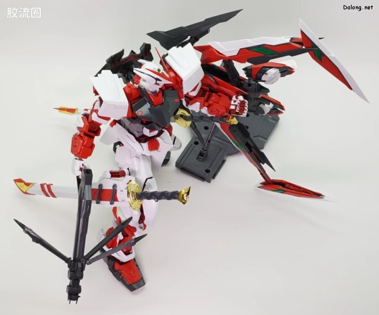 PG 网络限定版 异端高达红色机·改 - 图片