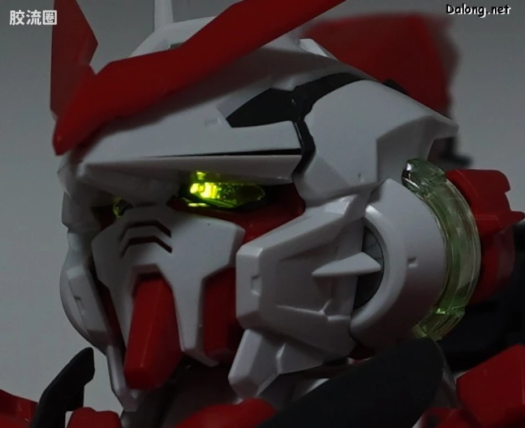 PG 网络限定版 异端高达红色机·改 - 图片