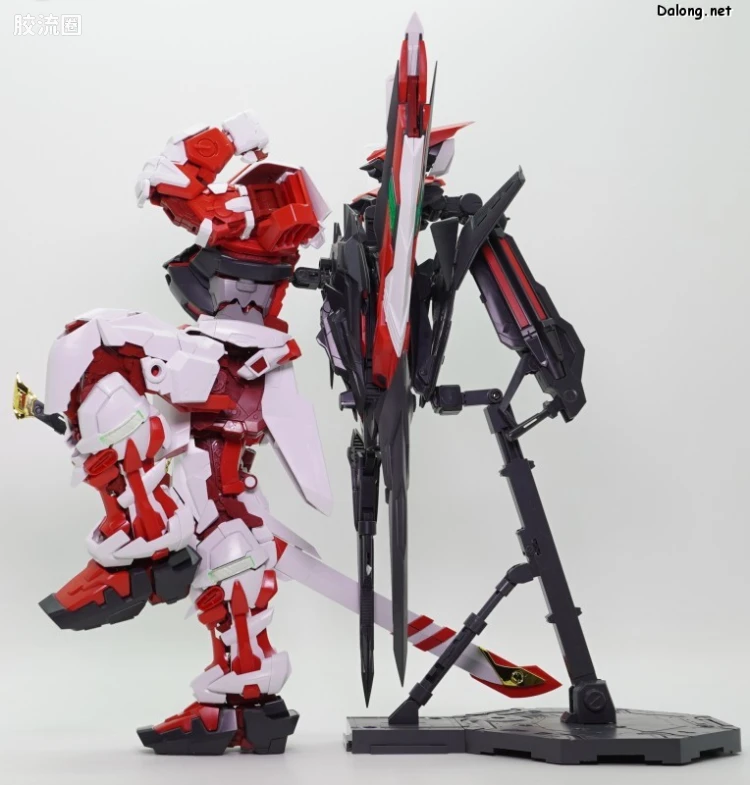 PG 网络限定版 异端高达红色机·改 - 图片
