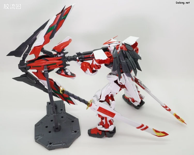 PG 网络限定版 异端高达红色机·改 - 图片
