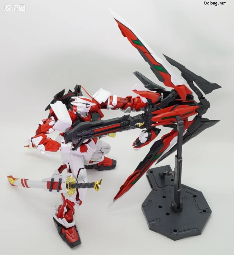 PG 网络限定版 异端高达红色机·改 - 图片