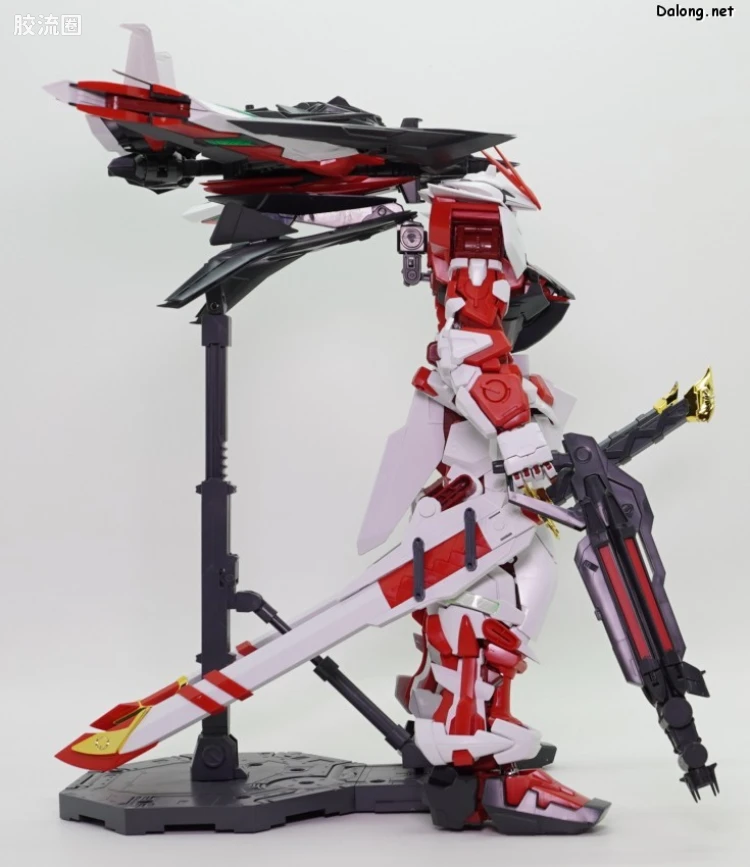 PG 网络限定版 异端高达红色机·改 - 图片