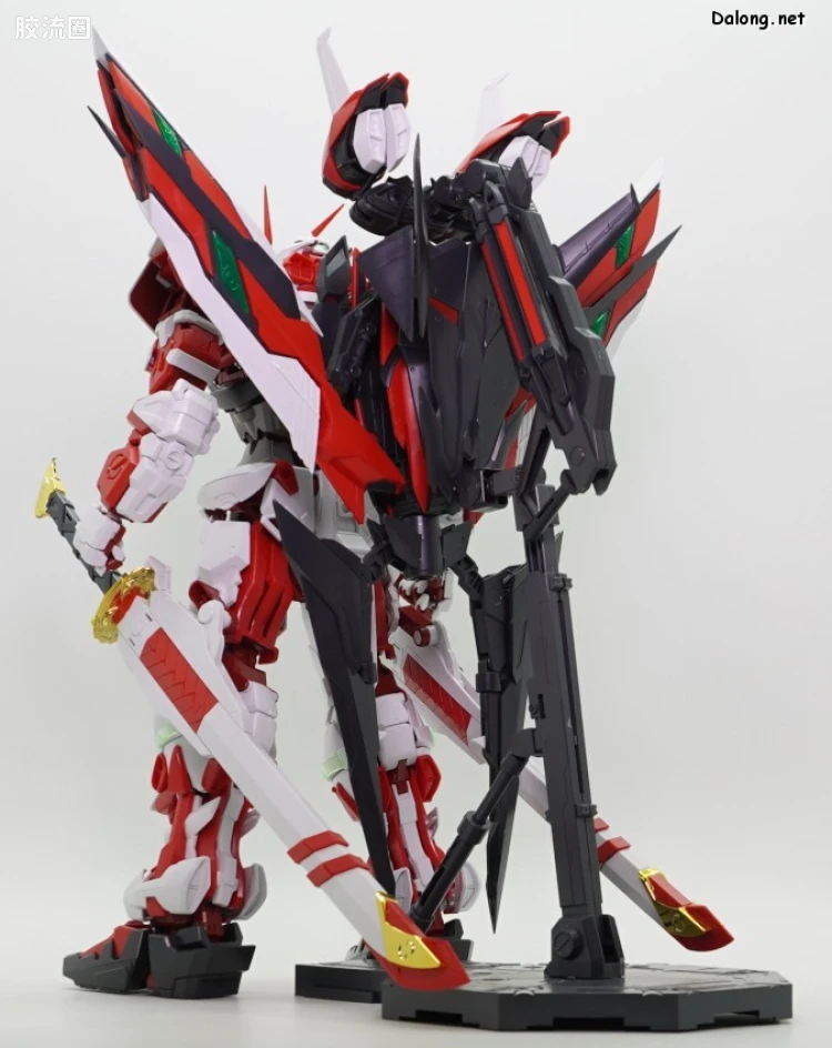 PG 网络限定版 异端高达红色机·改 - 图片