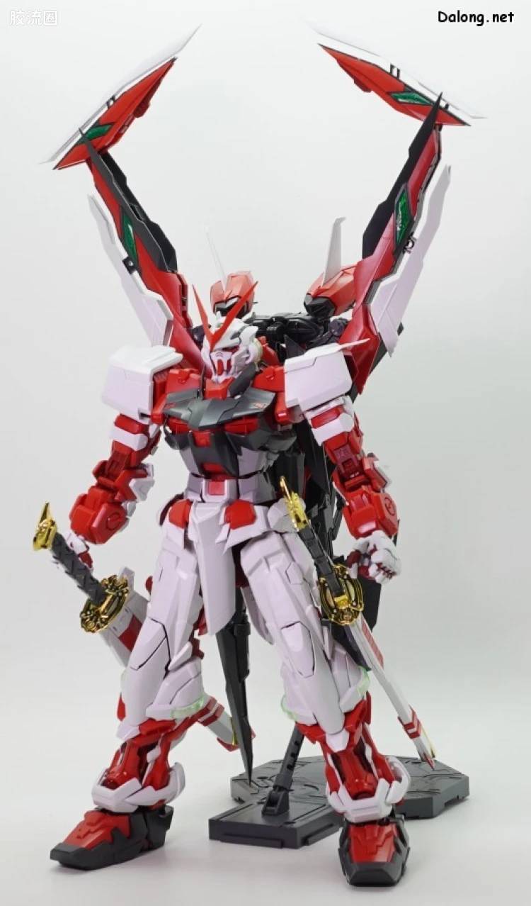 PG 网络限定版 异端高达红色机·改 - 图片