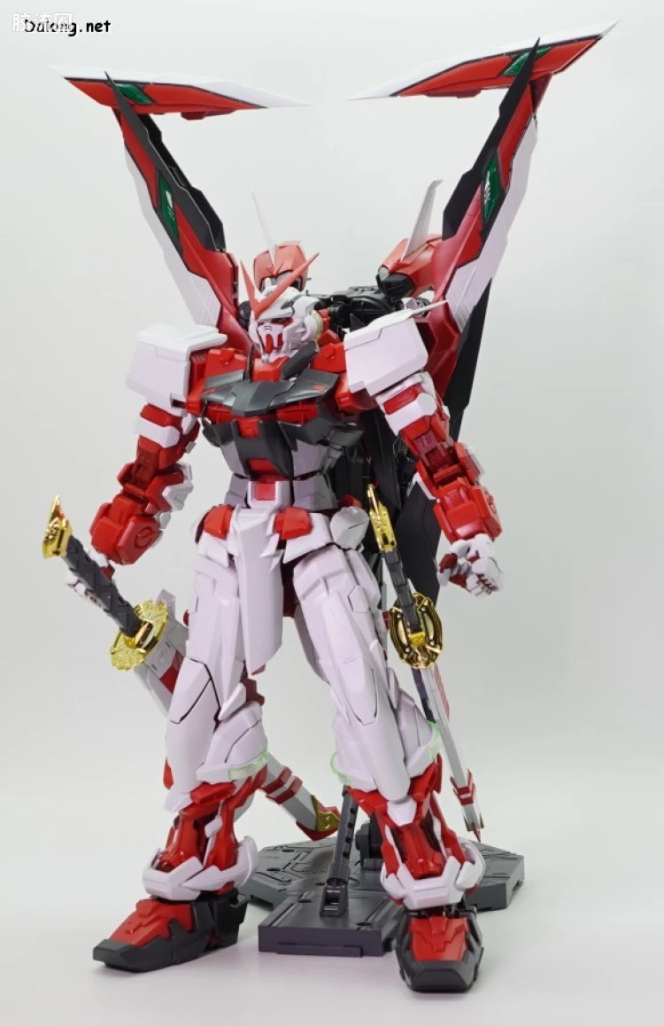 PG 网络限定版 异端高达红色机·改 - 图片