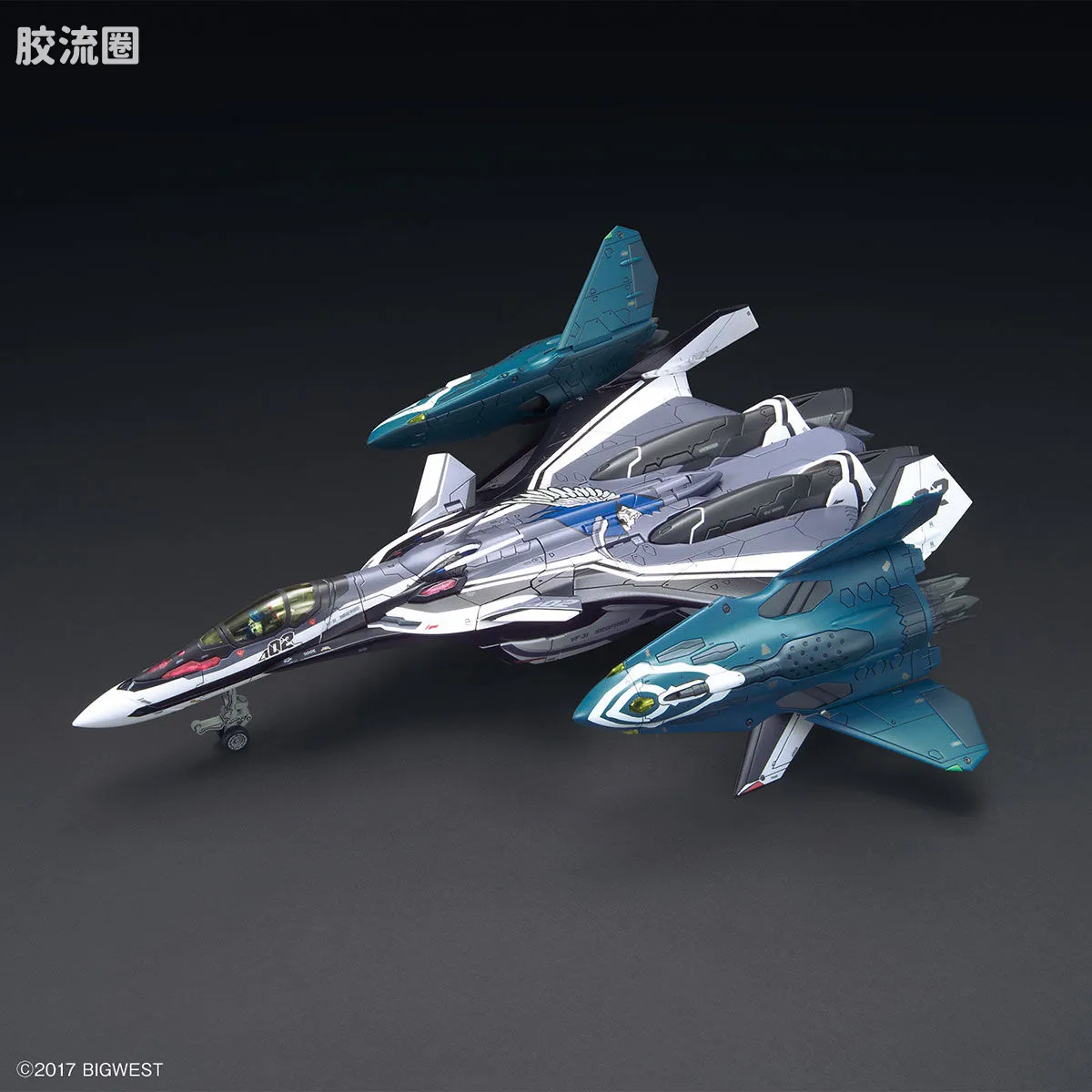 万代超时空要塞系列拼装模型 1比72 VF-31F 齐格飞/Lil Draken装备(疾风·因梅尔曼机) - 图片