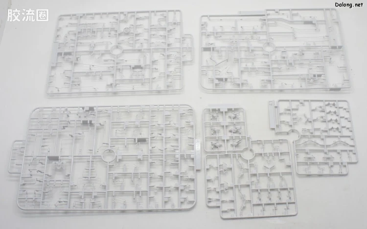万代 星球大战系列拼装模型 载具系列 1/72 千年隼 - 图片