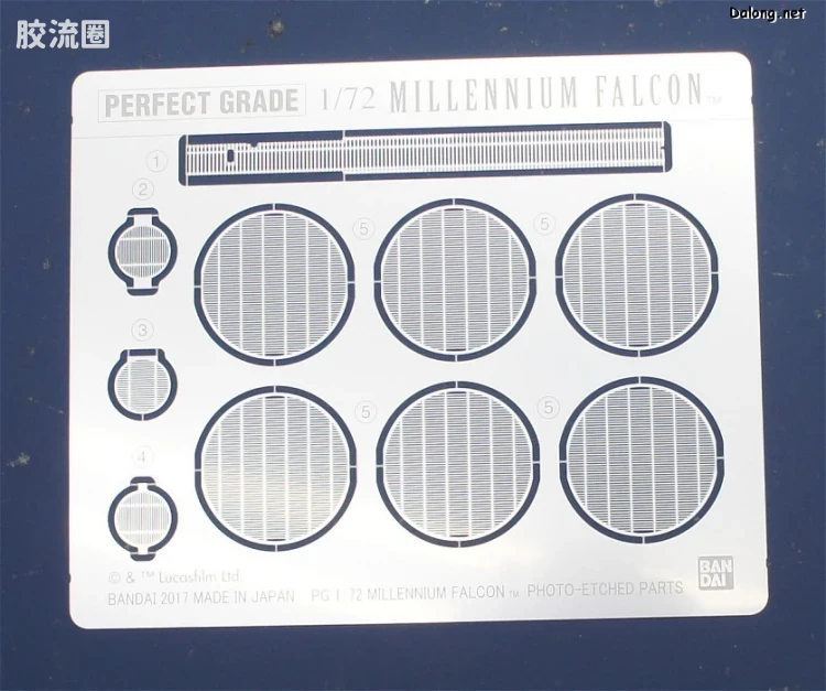万代 星球大战系列拼装模型 载具系列 1/72 千年隼 - 图片