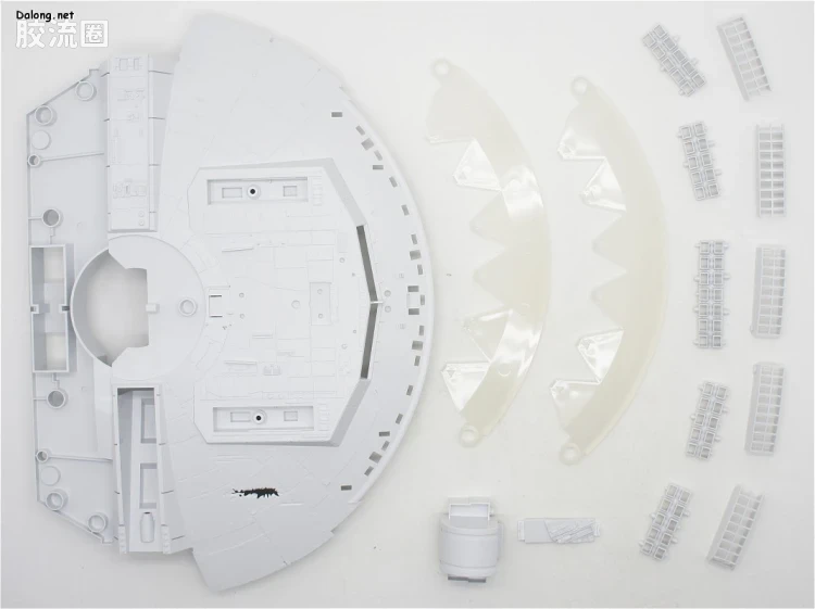 万代 星球大战系列拼装模型 载具系列 1/72 千年隼 - 图片