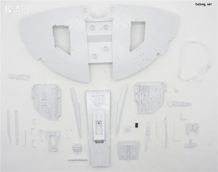 万代 星球大战系列拼装模型 载具系列 1/72 千年隼 - 图片