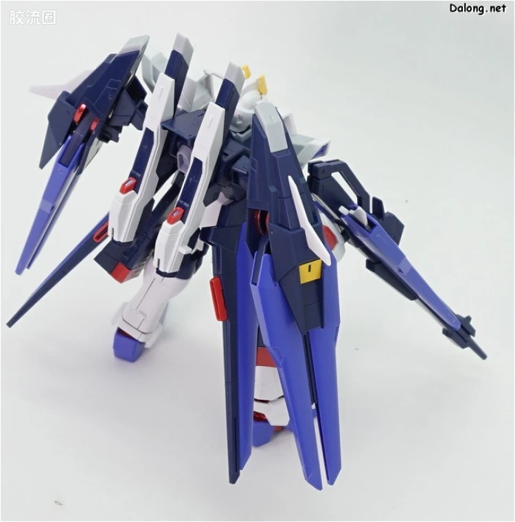 钢普拉Build 综合 HGBF 053 惊异强袭自由高达 - 图片