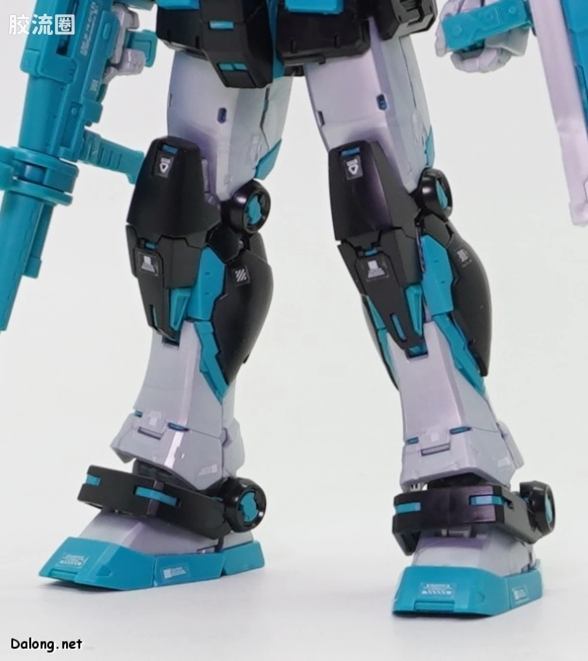 RG 网络限定版 RX-78-2 高达 Ver.2.0 [初音未来Ver.] - 图片