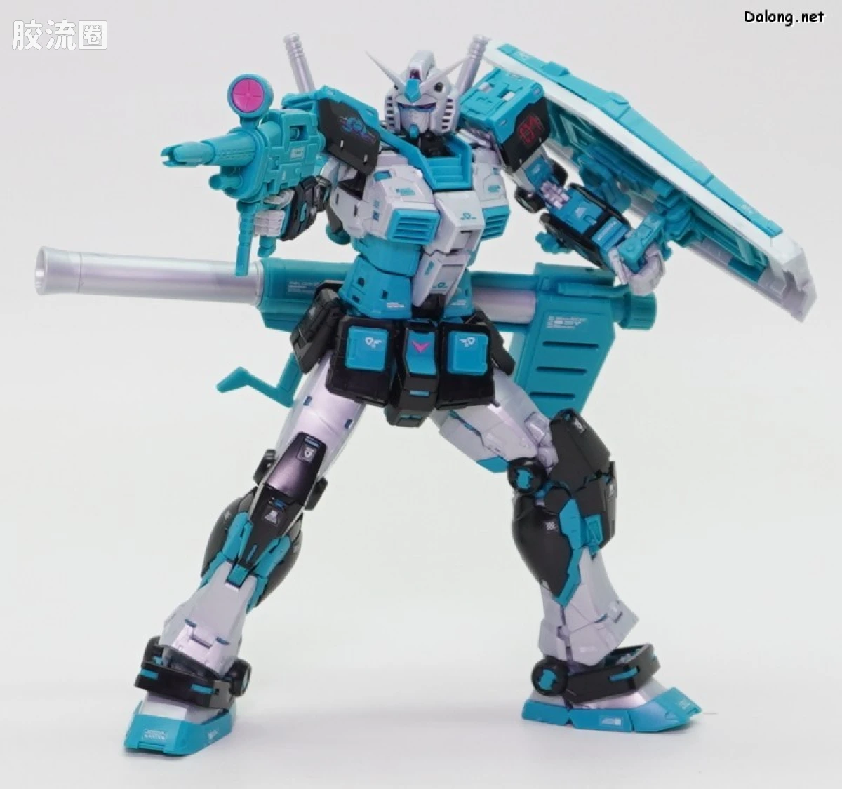 RG 网络限定版 RX-78-2 高达 Ver.2.0 [初音未来Ver.] - 图片