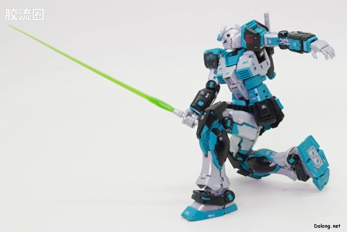 RG 网络限定版 RX-78-2 高达 Ver.2.0 [初音未来Ver.] - 图片