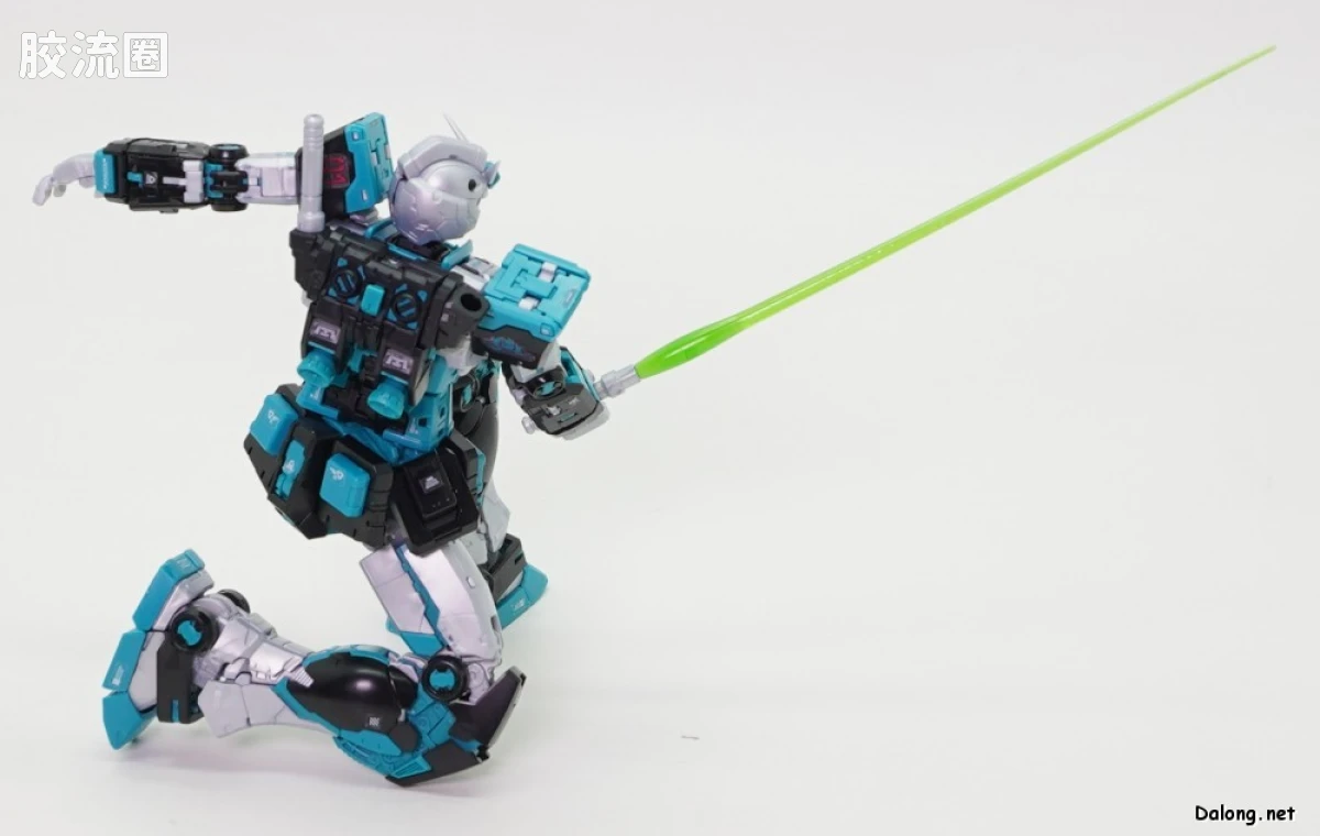 RG 网络限定版 RX-78-2 高达 Ver.2.0 [初音未来Ver.] - 图片
