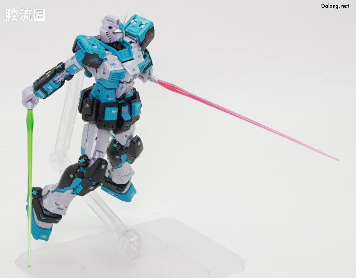 RG 网络限定版 RX-78-2 高达 Ver.2.0 [初音未来Ver.] - 图片