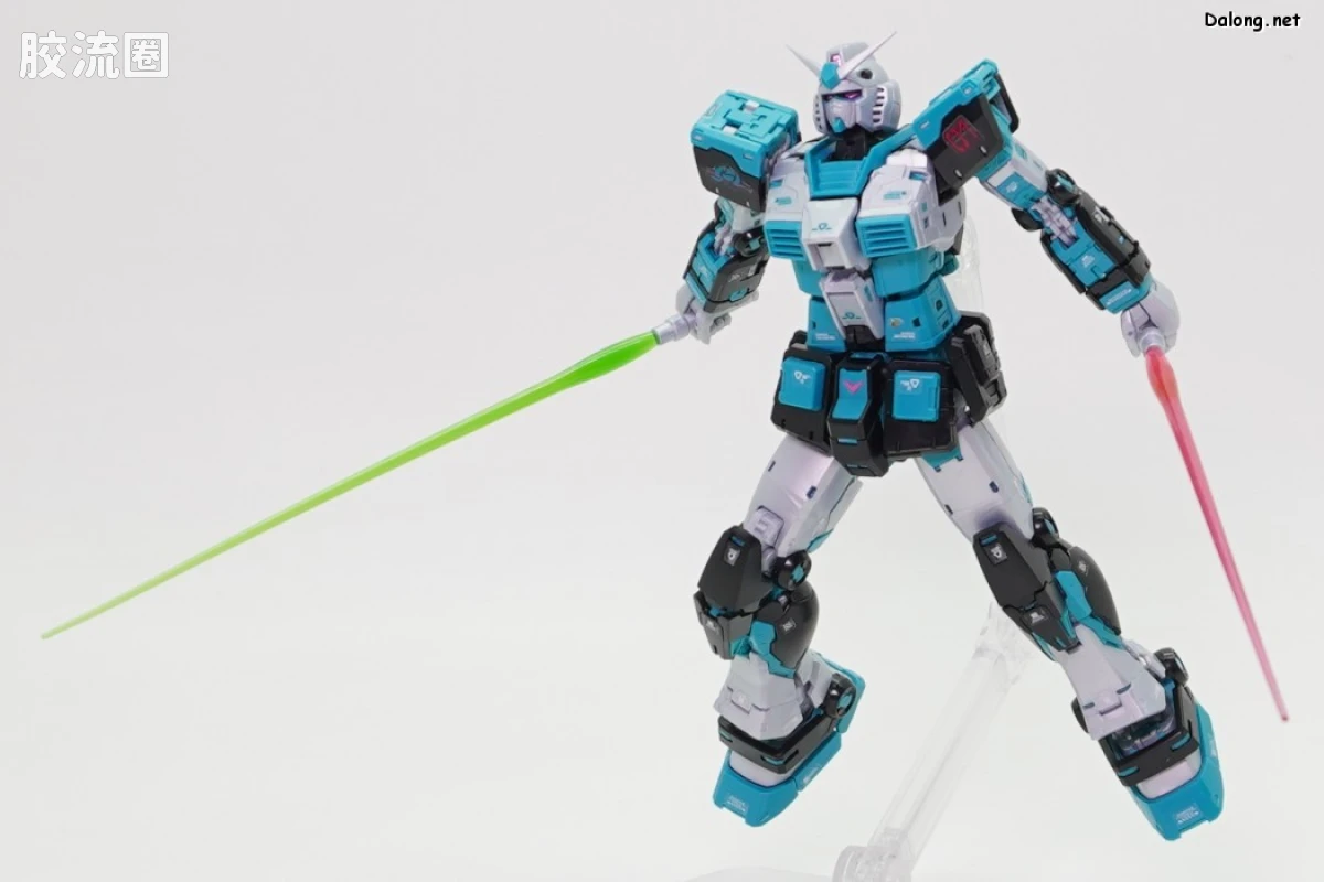 RG 网络限定版 RX-78-2 高达 Ver.2.0 [初音未来Ver.] - 图片