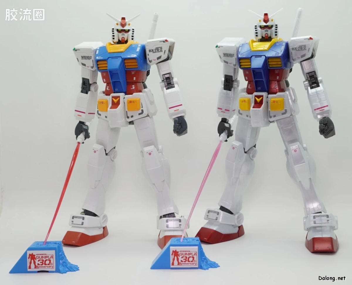 MEGA SIZE系列 限定及特别版 RX-78-2高达 金属光泽注塑Ver. - 图片