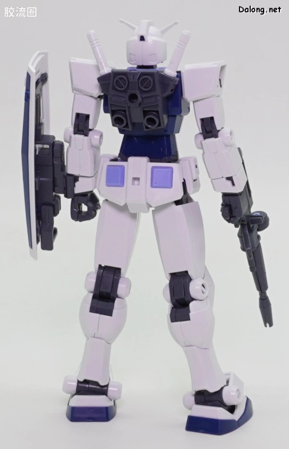 HGUC HG 40周年纪念系列 (非HGUC) RX-78-2 高达[BEYOND GLOBAL][高达基地配色] - 图片