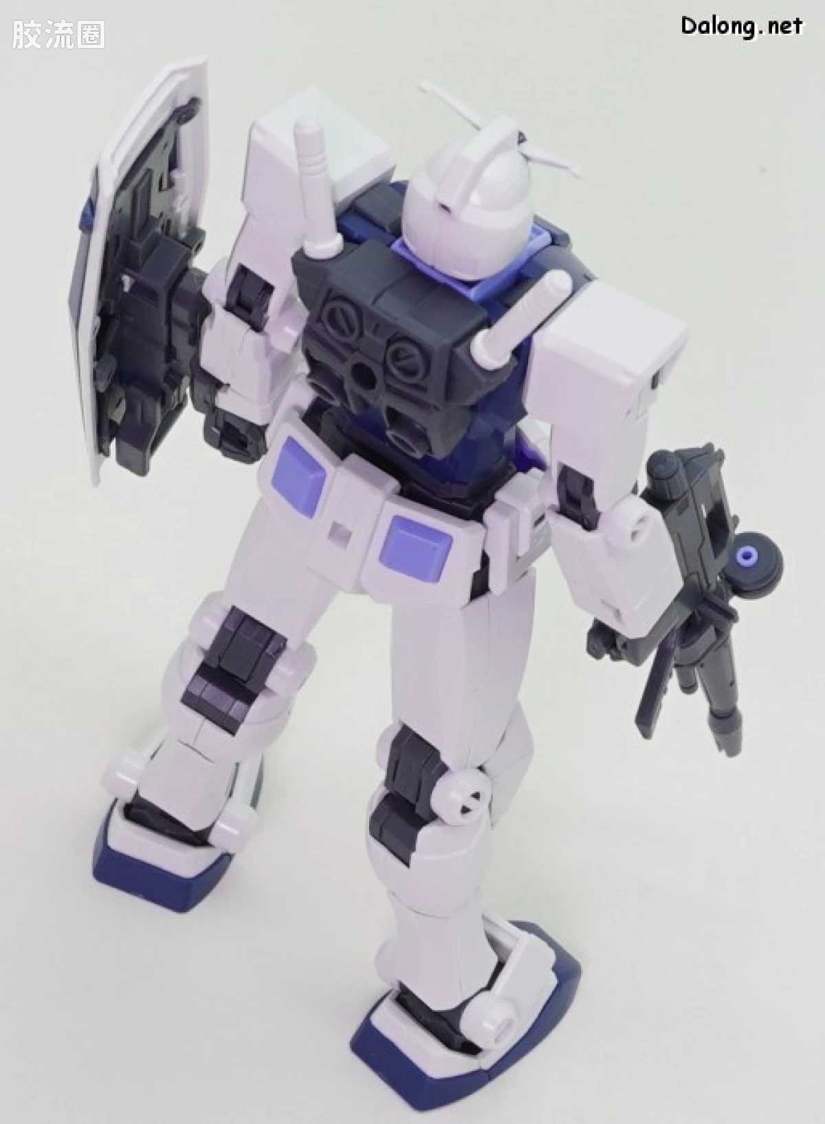 HGUC HG 40周年纪念系列 (非HGUC) RX-78-2 高达[BEYOND GLOBAL][高达基地配色] - 图片