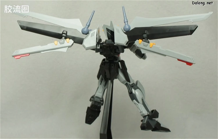 机动战士高达SEED HG SEED&SEED DESTINY 41 GAT-X105E+AQM/E-X09S 漆黑强袭高达 - 图片