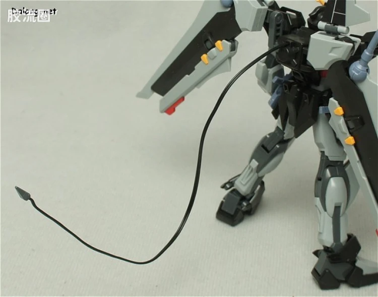 机动战士高达SEED HG SEED&SEED DESTINY 41 GAT-X105E+AQM/E-X09S 漆黑强袭高达 - 图片