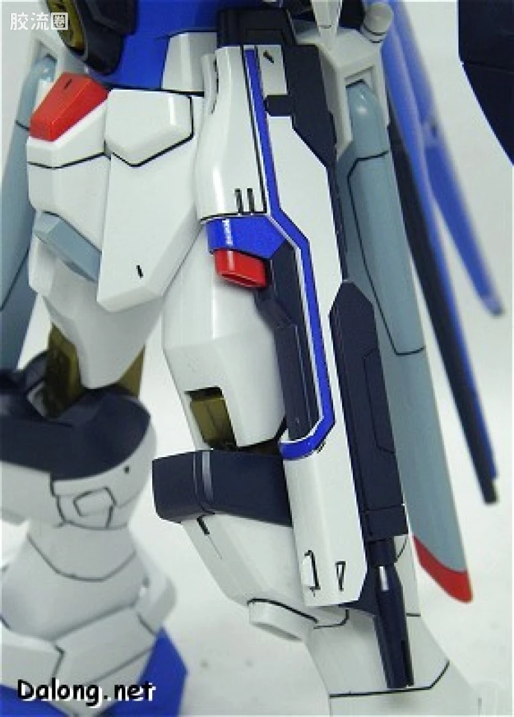 机动战士高达SEED SEED DESTINY 1/100 09 ZGMF-X20A 强袭自由高达 - 图片
