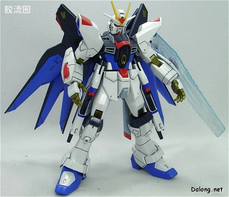 机动战士高达SEED SEED DESTINY 1/100 09 ZGMF-X20A 强袭自由高达 - 图片