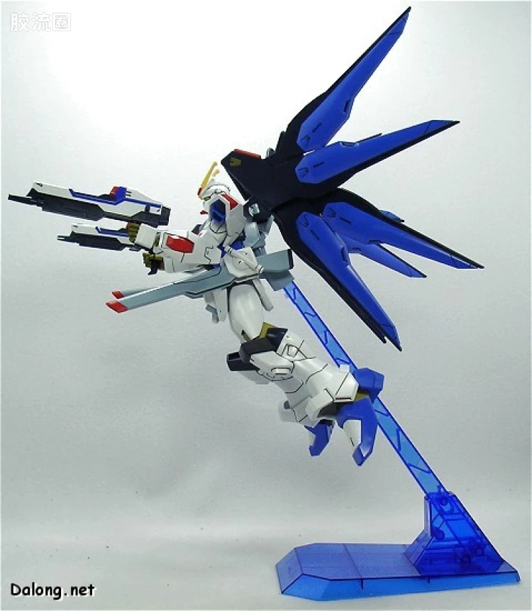 机动战士高达SEED SEED DESTINY 1/100 09 ZGMF-X20A 强袭自由高达 - 图片