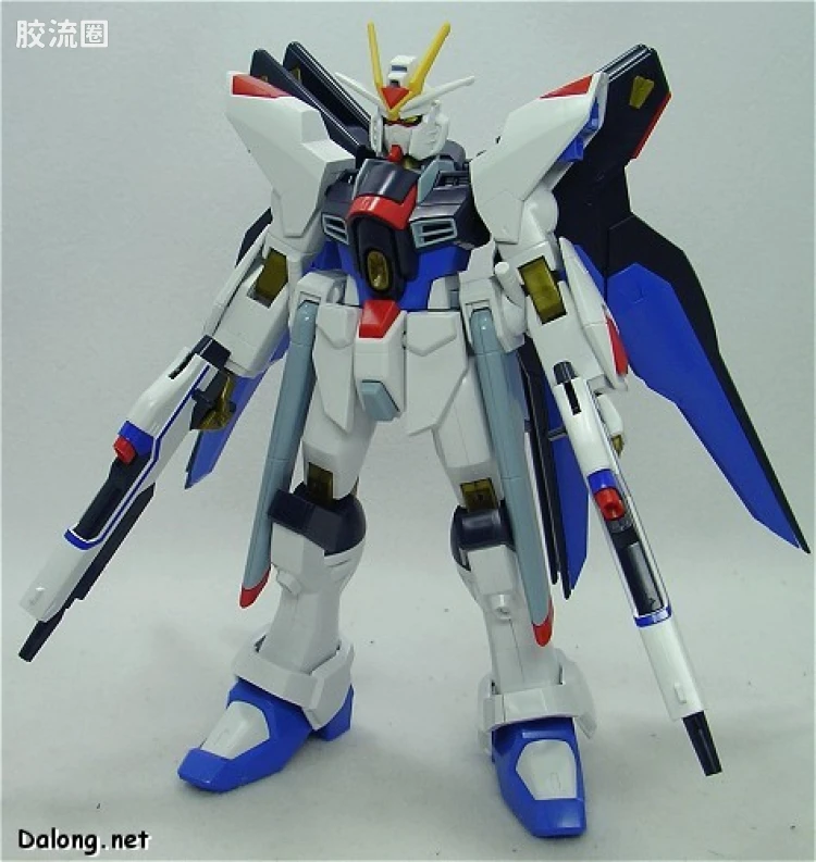 机动战士高达SEED SEED DESTINY 1/100 09 ZGMF-X20A 强袭自由高达 - 图片