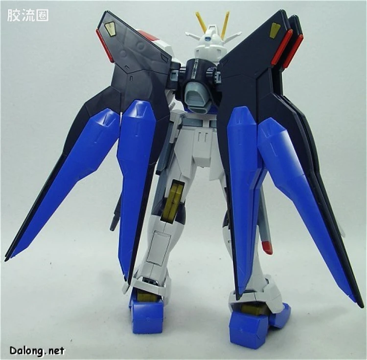 机动战士高达SEED SEED DESTINY 1/100 09 ZGMF-X20A 强袭自由高达 - 图片