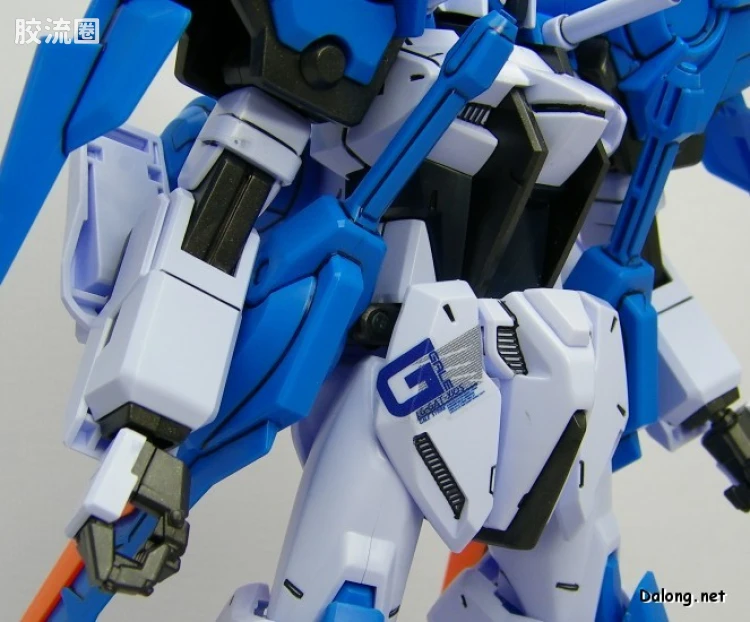 机动战士高达SEED SEED DESTINY 1/100 17 疾风强袭高达 - 图片