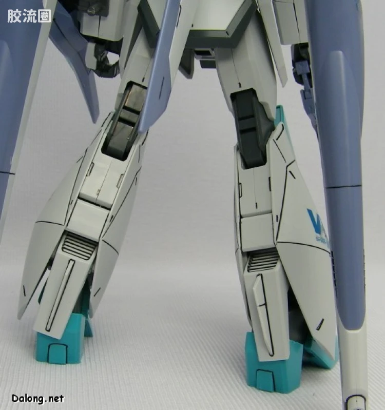 机动战士高达SEED SEED DESTINY 1/100 22 先锋救世主高达 - 图片