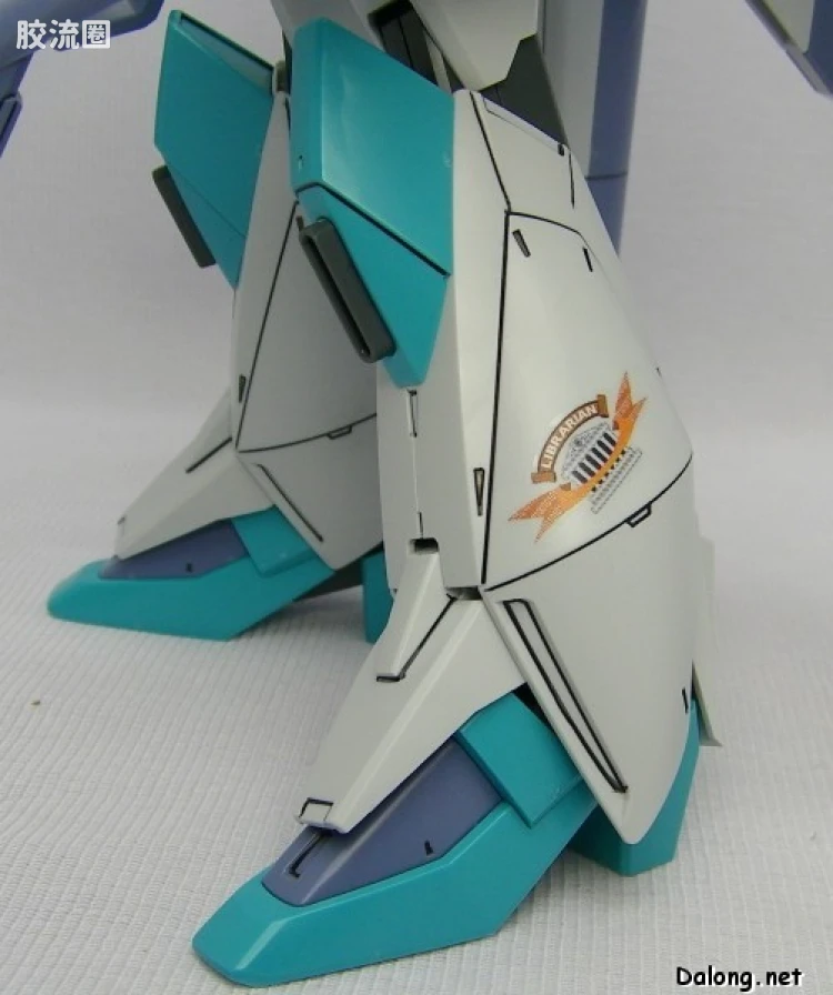 机动战士高达SEED SEED DESTINY 1/100 22 先锋救世主高达 - 图片
