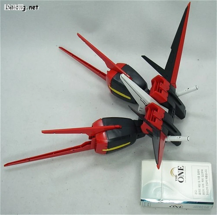 机动战士高达SEED SEED 1/60 GAT-X105+AQM/E-X01/02/03 强袭高达 强袭武器系统 - 图片