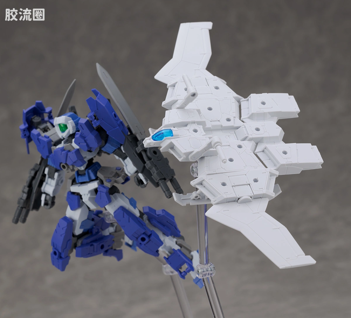 30MM 1/144 Extended Armament Vehicle EXA Vehicle(机动飞翼Ver.) - 图片