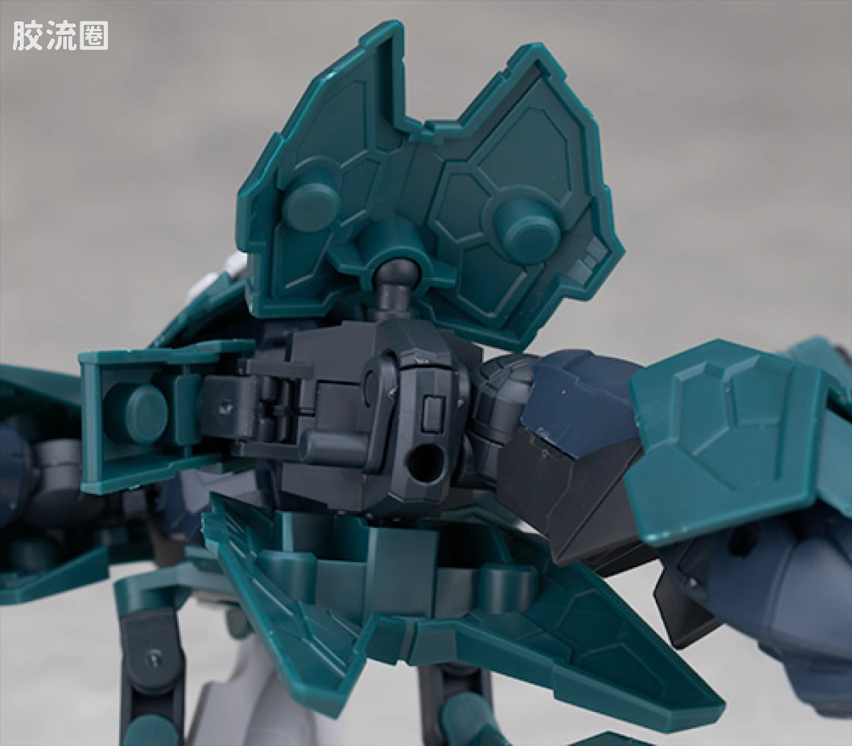 30MM 1/144 斯匹纳提/Spinatio（马克西昂军） EXM-A9p 斯匹纳提(海贼型) - 图片