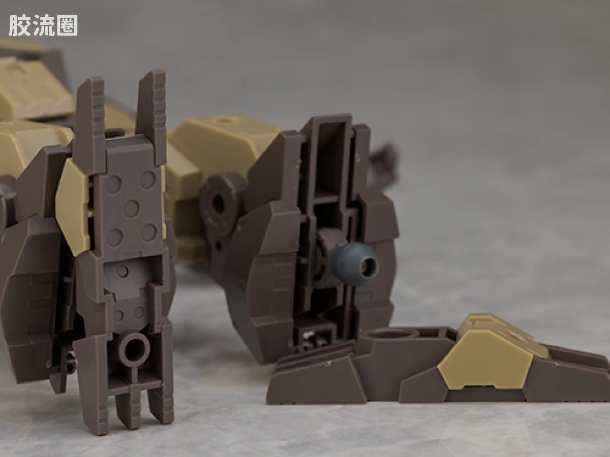 30MM 1/144 巴斯基洛特 （地球联合军） 62 eEXM-9 巴斯基洛特[棕色] - 图片