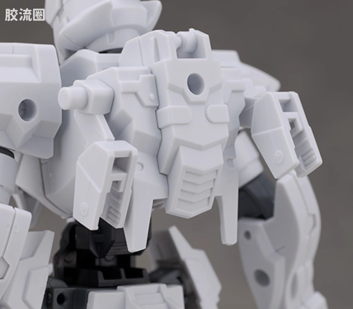 30MM 1/144 雷维尼克斯 73 EXM-X20A 雷尼维克斯(型号A) - 图片