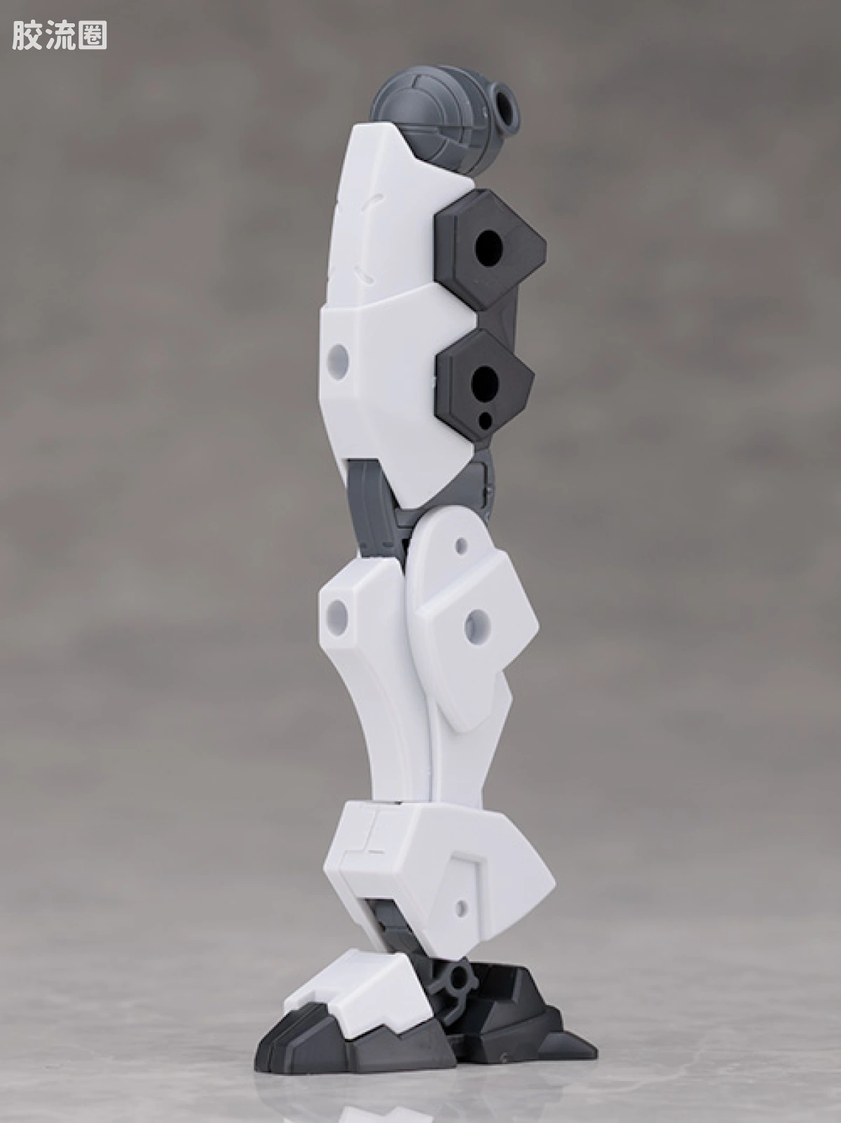 30MM 1/144 雷维尼克斯 73 EXM-X20A 雷尼维克斯(型号A) - 图片