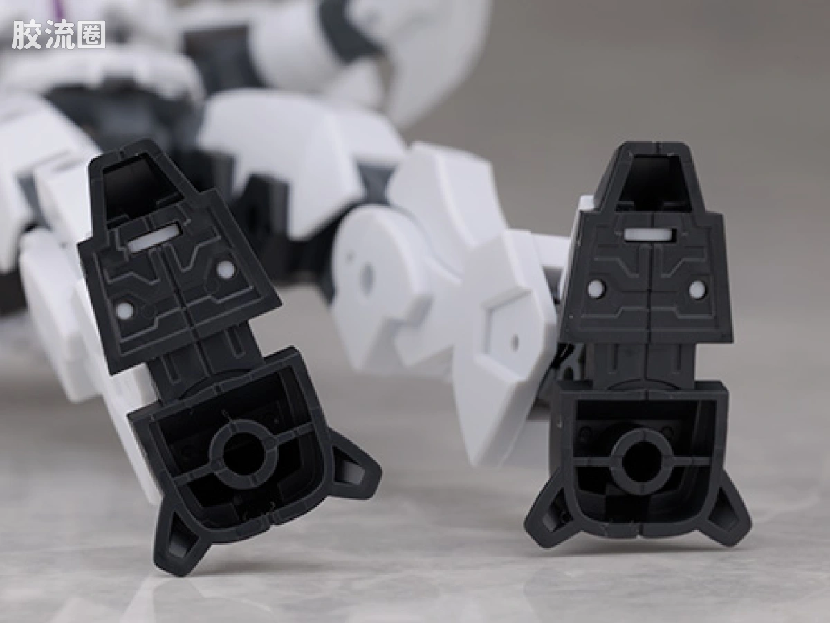 30MM 1/144 雷维尼克斯 73 EXM-X20A 雷尼维克斯(型号A) - 图片