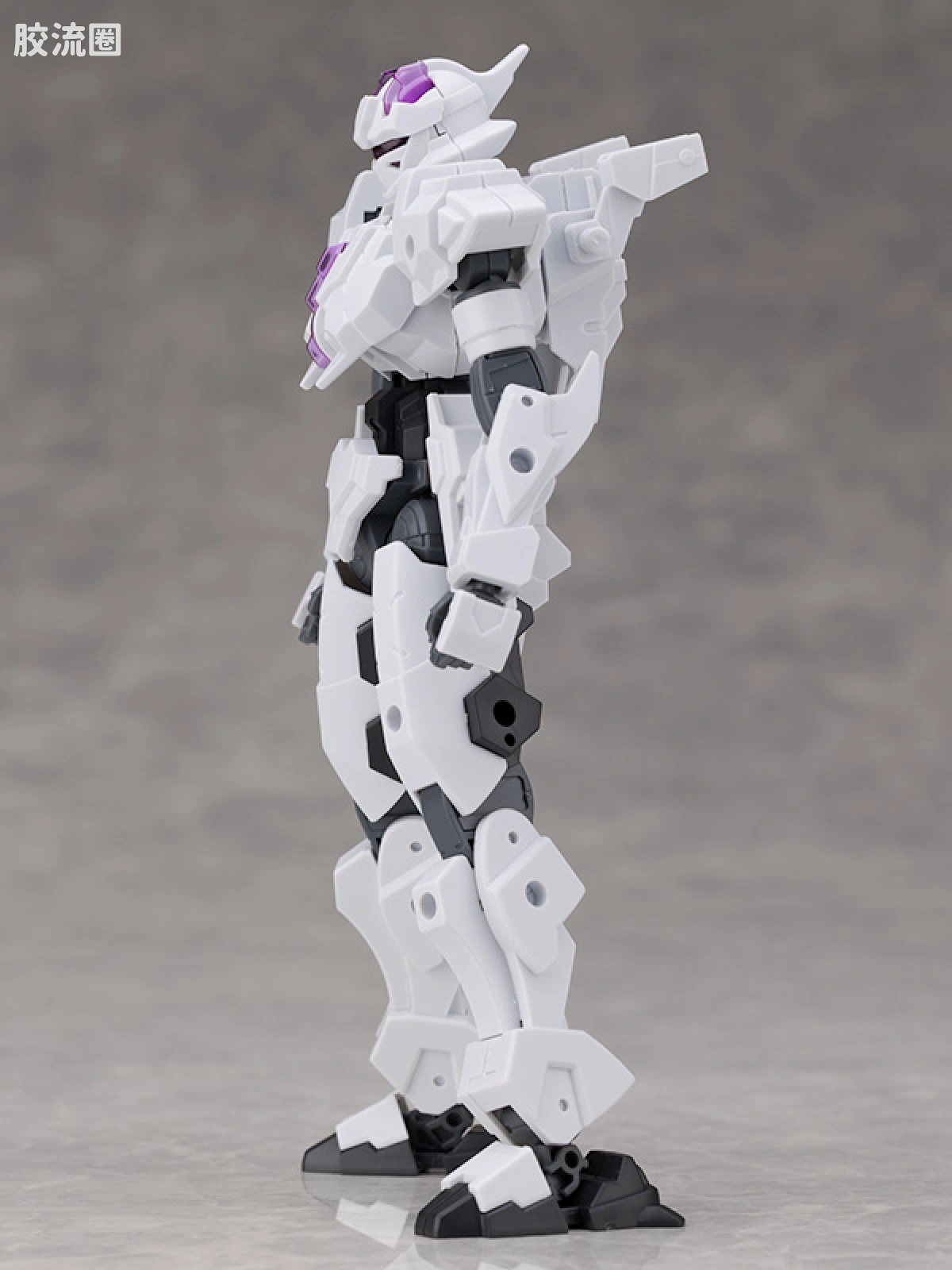 30MM 1/144 雷维尼克斯 73 EXM-X20A 雷尼维克斯(型号A) - 图片