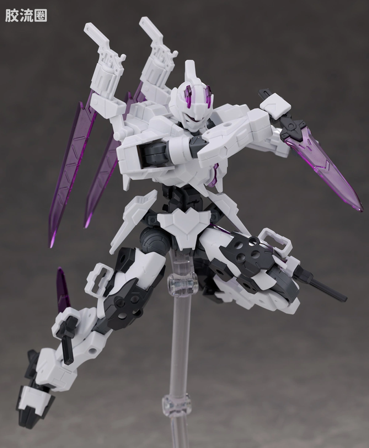 30MM 1/144 雷维尼克斯 73 EXM-X20A 雷尼维克斯(型号A) - 图片